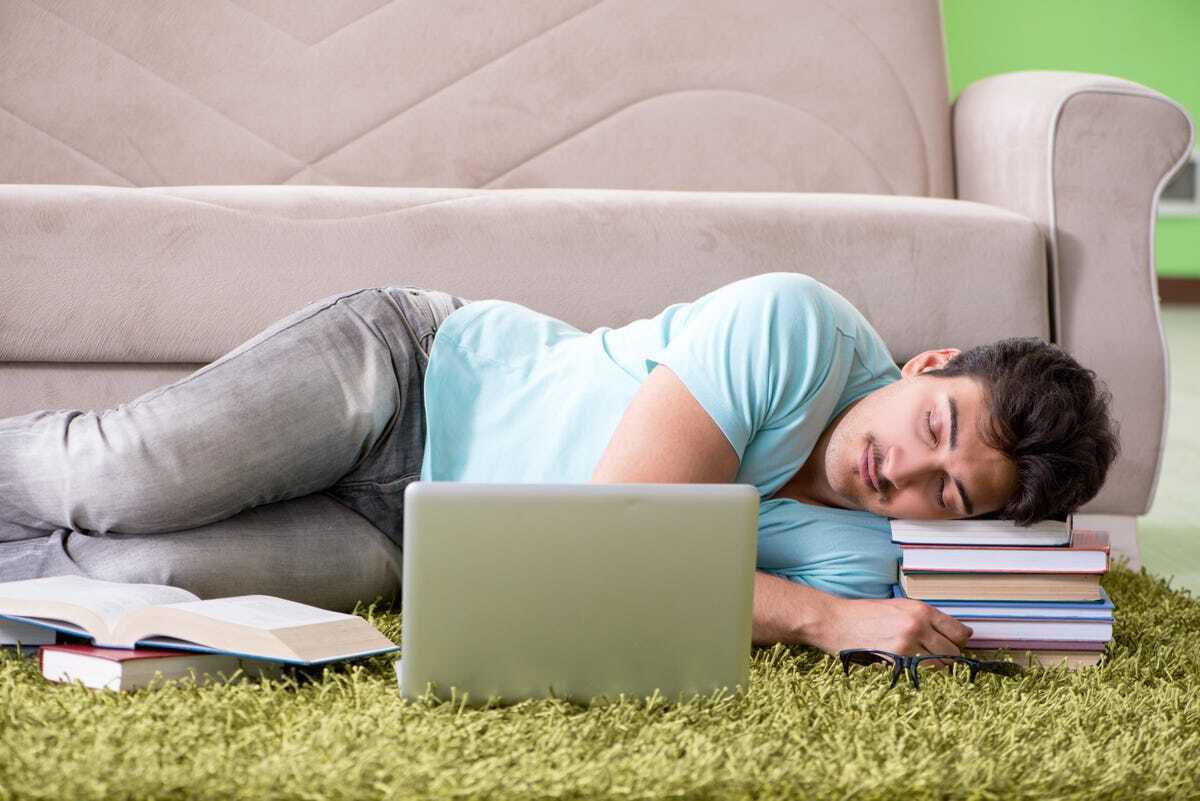 چرت زدن و خواب نیمروزی؛ معجزهای برای انرژی بیشتر!