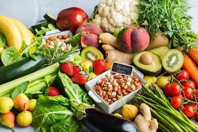 چه غذاهایی که به خوابتون کمک میکنن؟